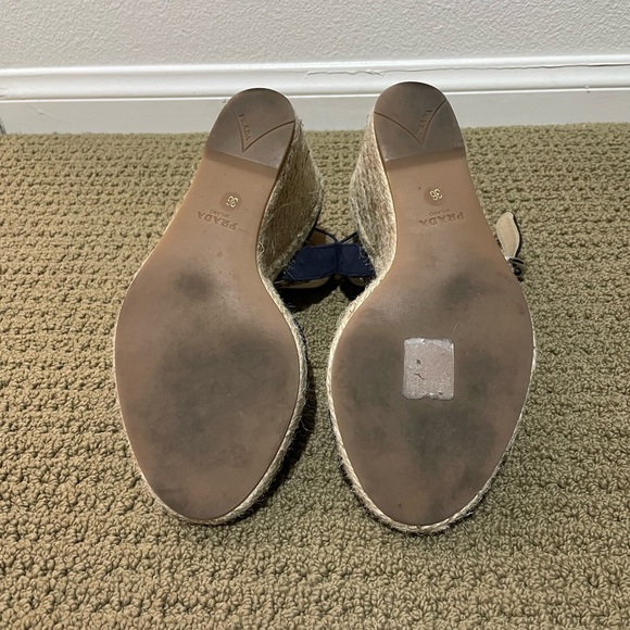 Prada Raffia 95mm Peep-Toe Wedge Navy Blue - Picture 4 of 6